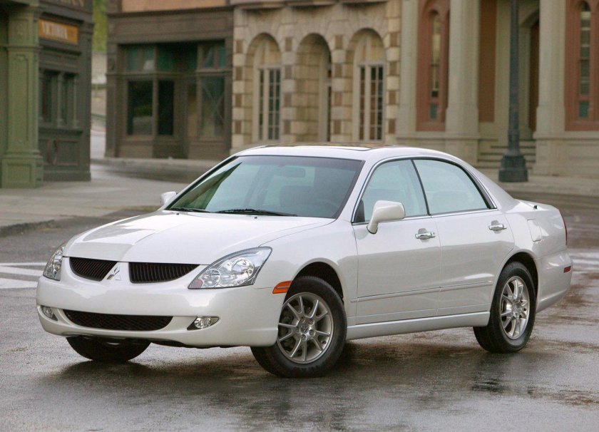 Митсубиси Диамант 2004