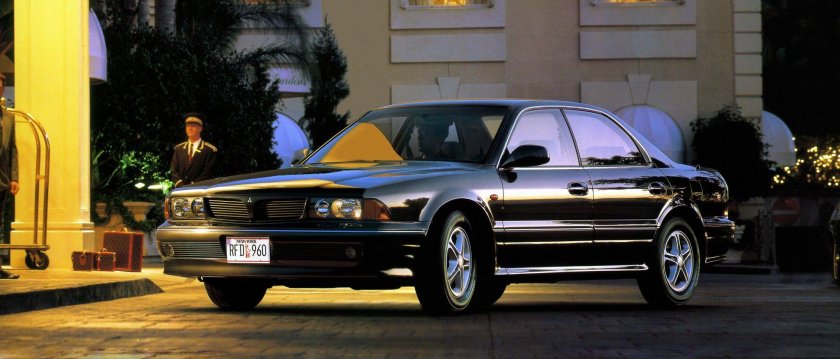 Mitsubishi Diamante 1 поколение