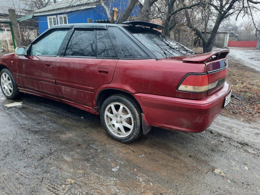 Дэу Эсперо 1999 года