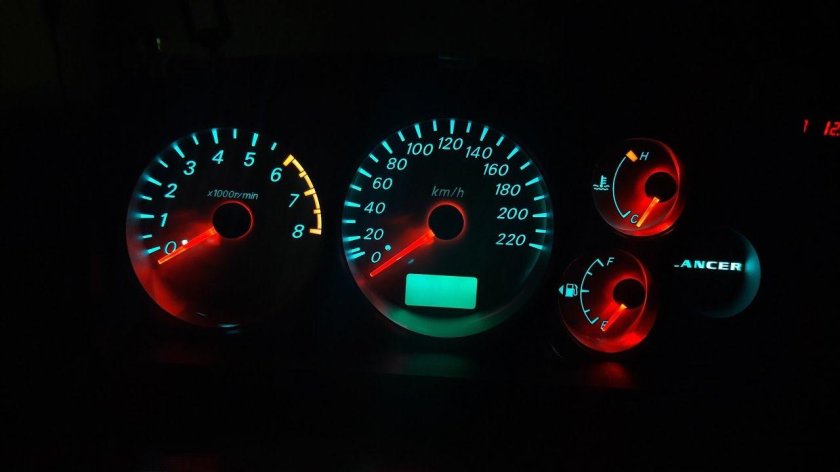 Пересвет приборки Лансер 9