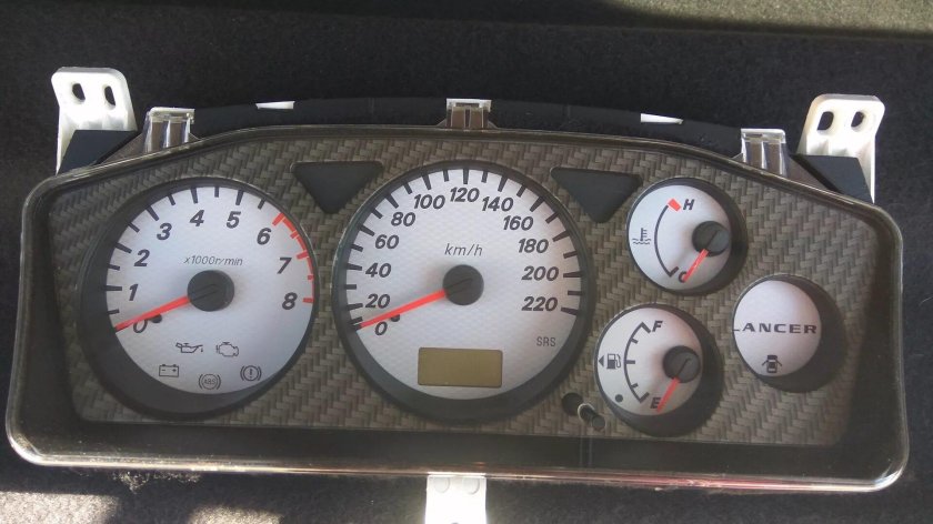 Приборка Лансер 9 1.6