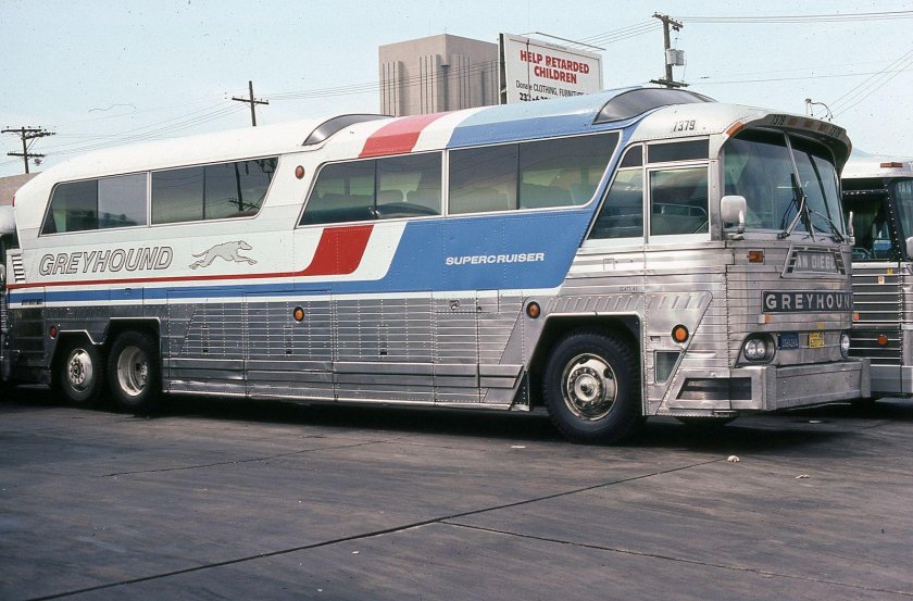 Грейхаунд автобус