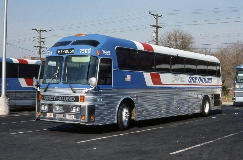 Грузовики Грейхаунд