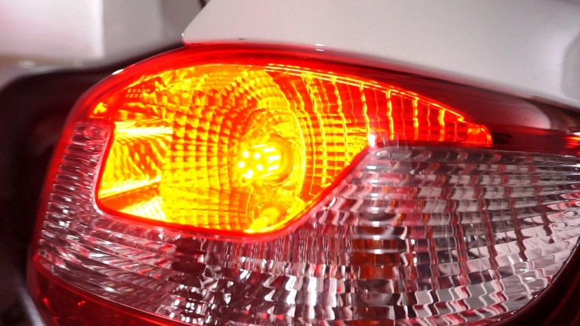 Лампочка заднего габарита Гранта лифтбек