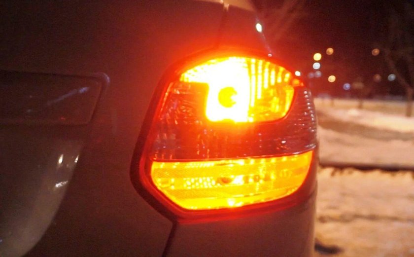 Лампочка заднего габарита Гранта лифтбек