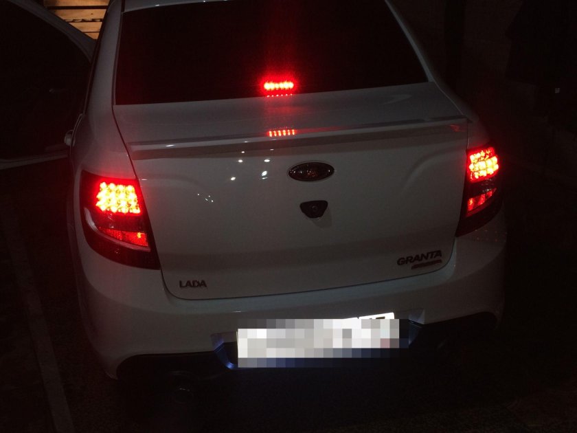 Задние диодные стопы Гранты фл