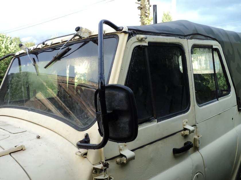Крепление зеркал УАЗ 469