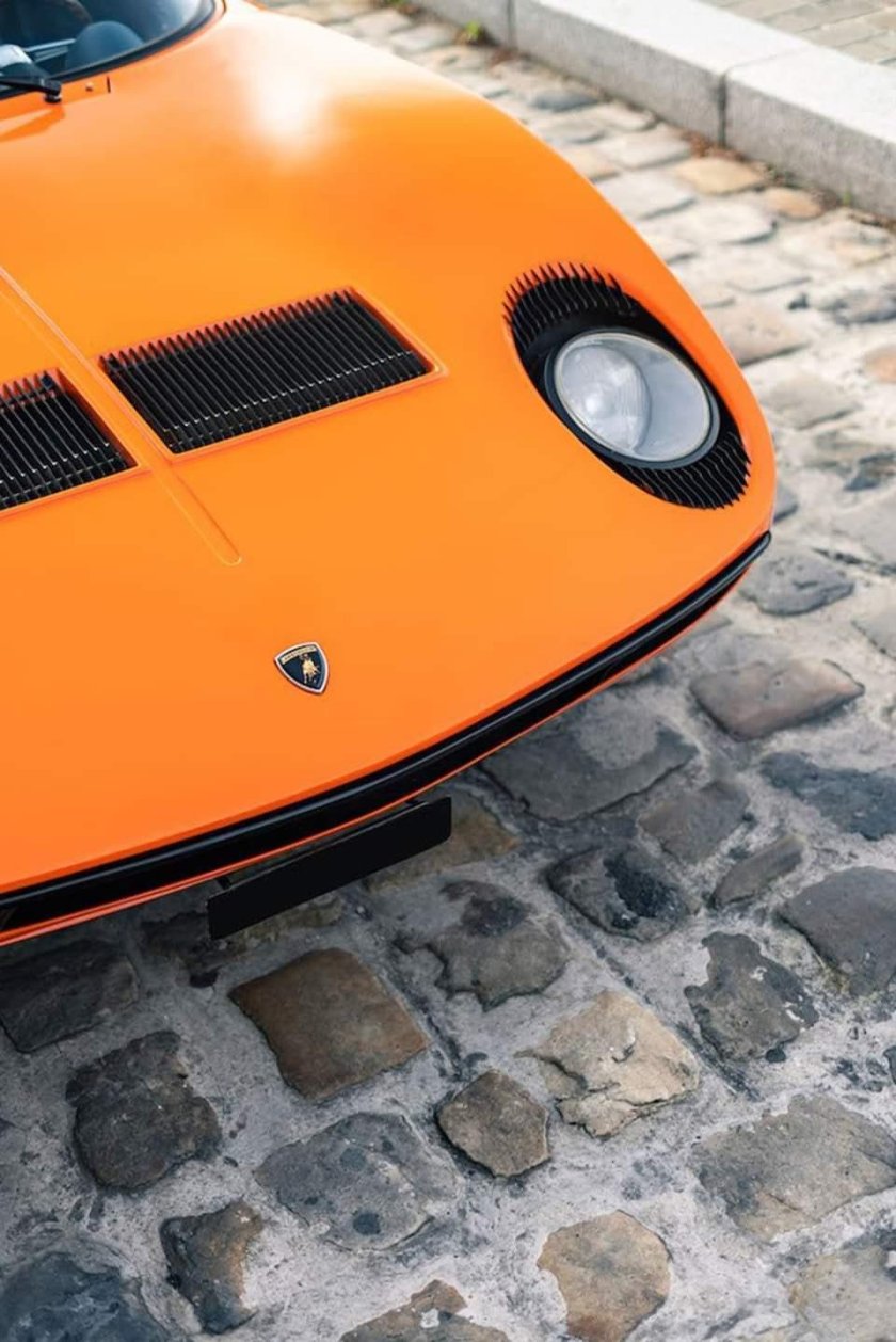Lamborghini Miura p400