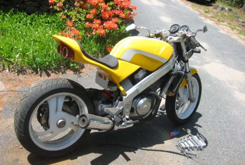 Honda Bros 400 Custom