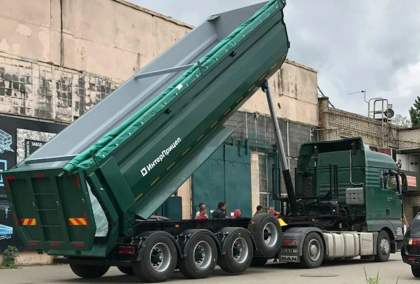 Самосвальный полуприцеп