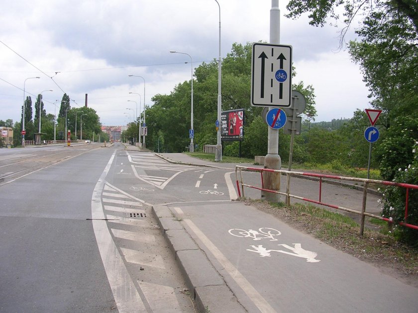 Вело пешеходная дорожка