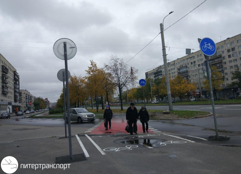 Пересечение с велодорожкой