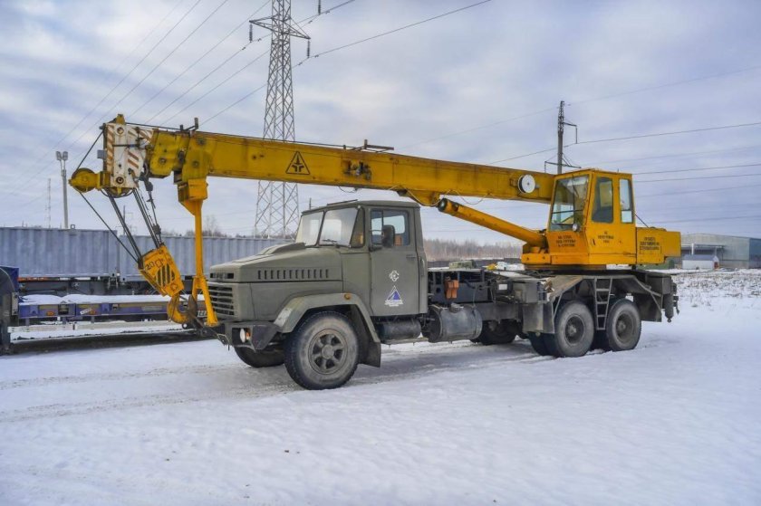 Автокран Газакс 25 тонн