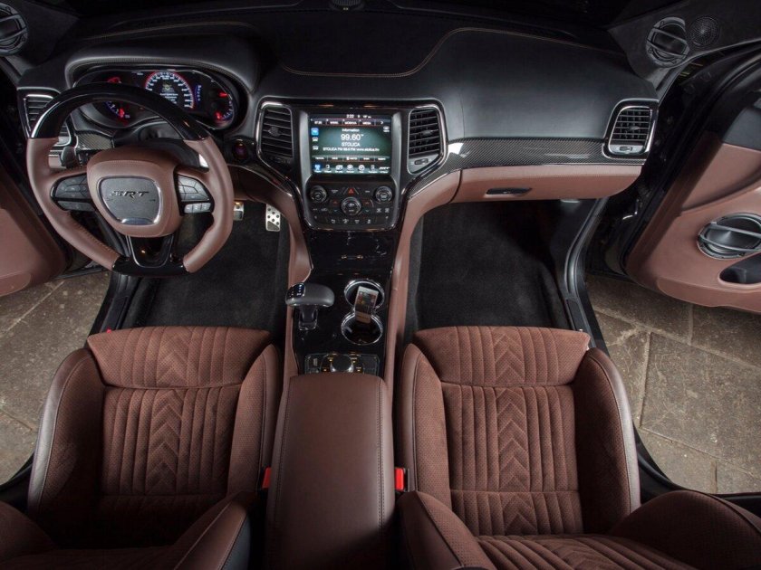 Jeep Grand Cherokee wk2 салон