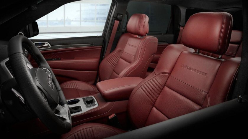 Jeep Cherokee 2018 салон