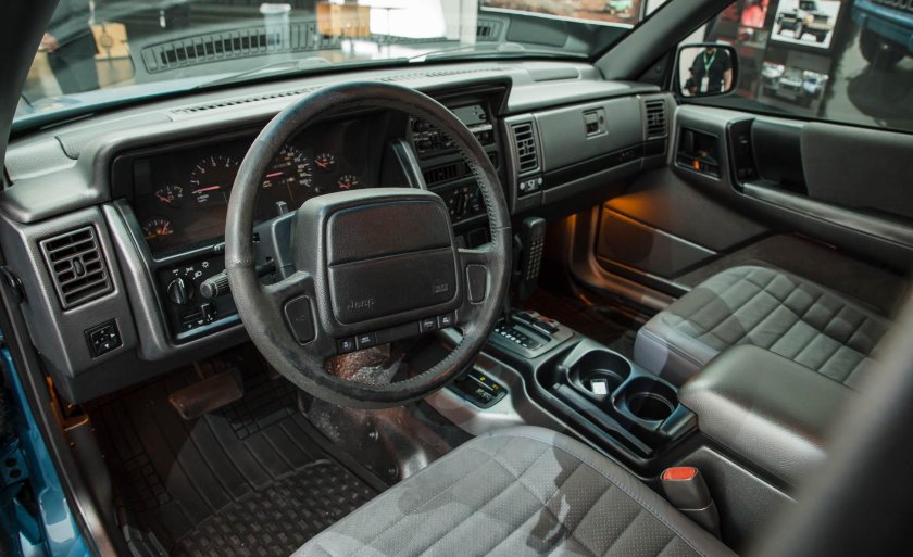 Jeep Grand Cherokee 1993 Interior
