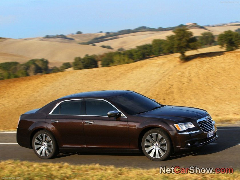 Lancia Thema Chrysler 300