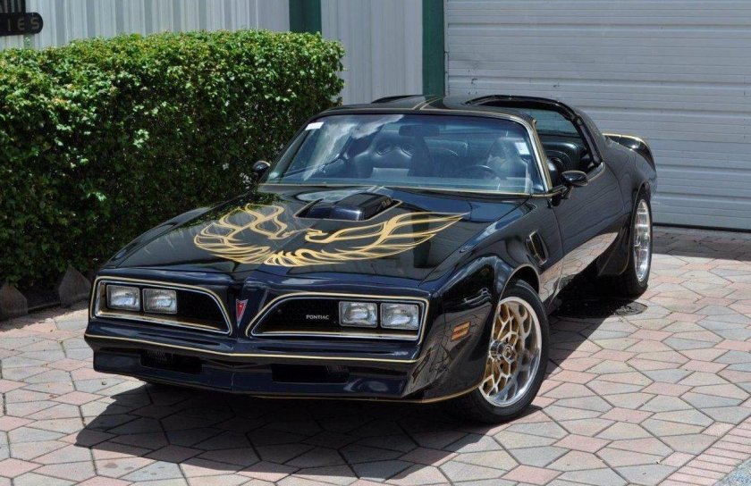 Понтиак фаербёрд 1977