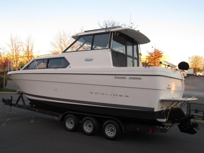 Bayliner 2859