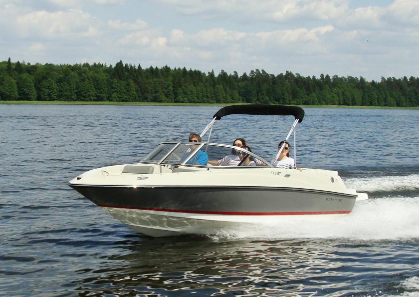 Катер Bayliner 175