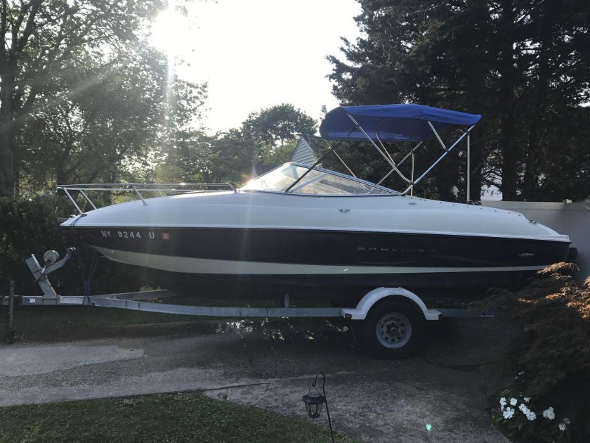 Bayliner 212