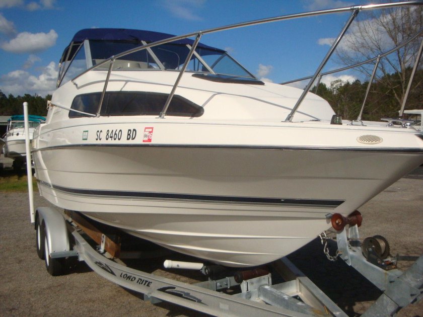 Bayliner Ciera Express 2252