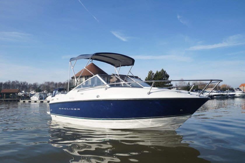 Катер Байлайнер 192