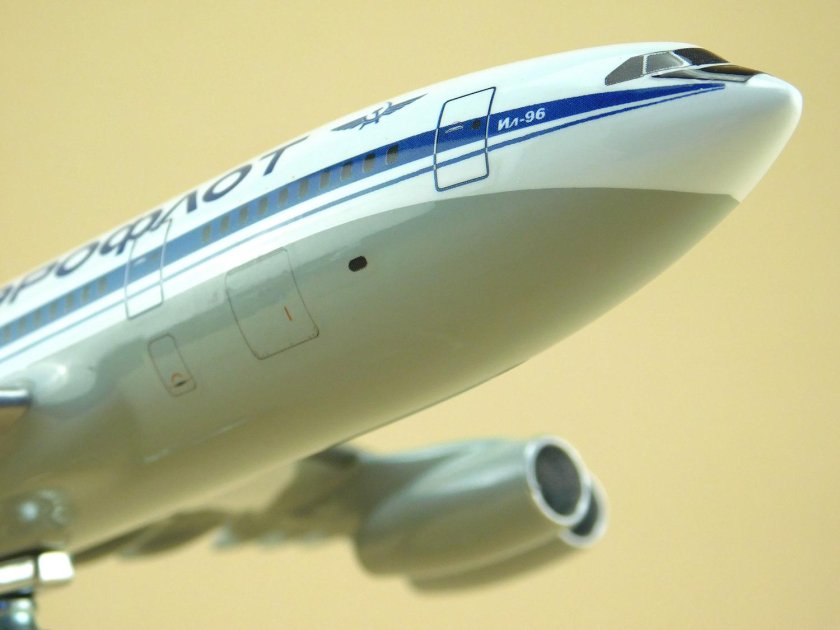 Ил-96 пассажирский самолёт