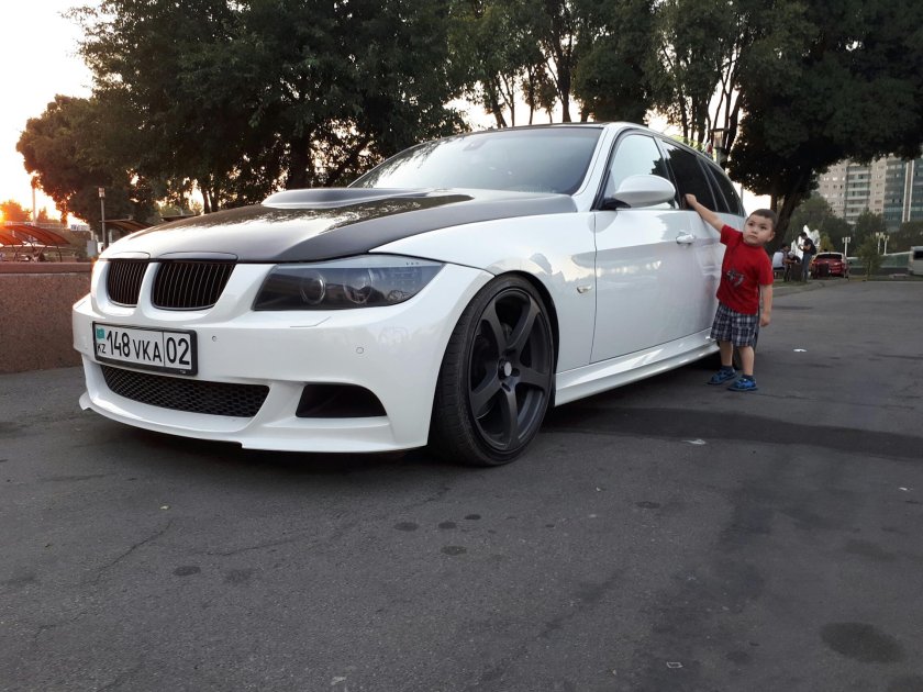 БМВ заниженная