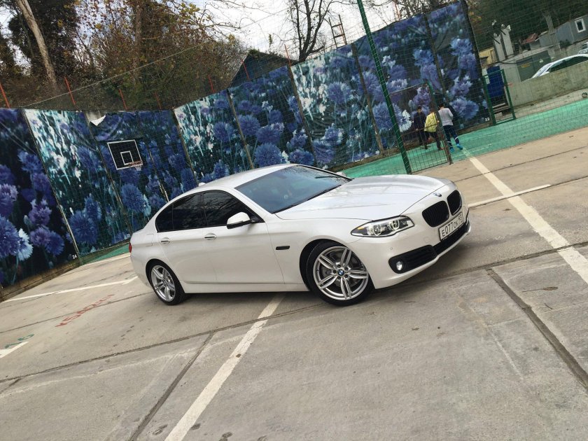 Заниженная BMW 6