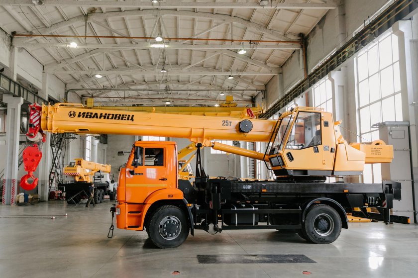 Автокран Ивановец КС-45717-4в