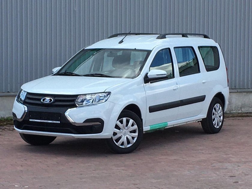 Лада Ларгус 2022 белый