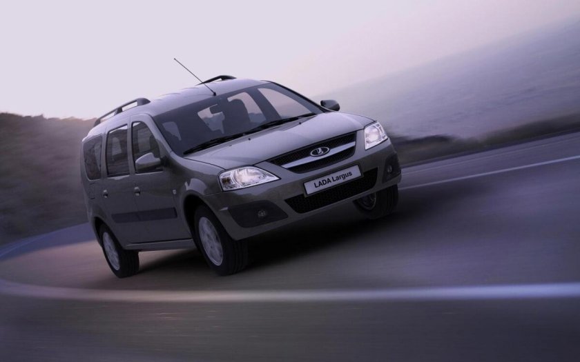 Lada Largus 2012