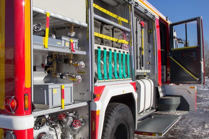 Розенбауэр КАМАЗ АЦ 3,2 -40/4