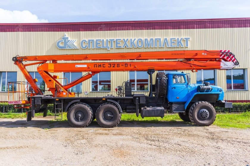 Автогидроподъемник Урал 4320 ПМС 328-01