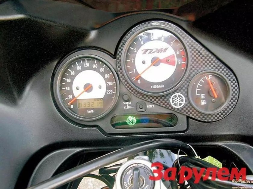 Yamaha TDM 850 приборная панель