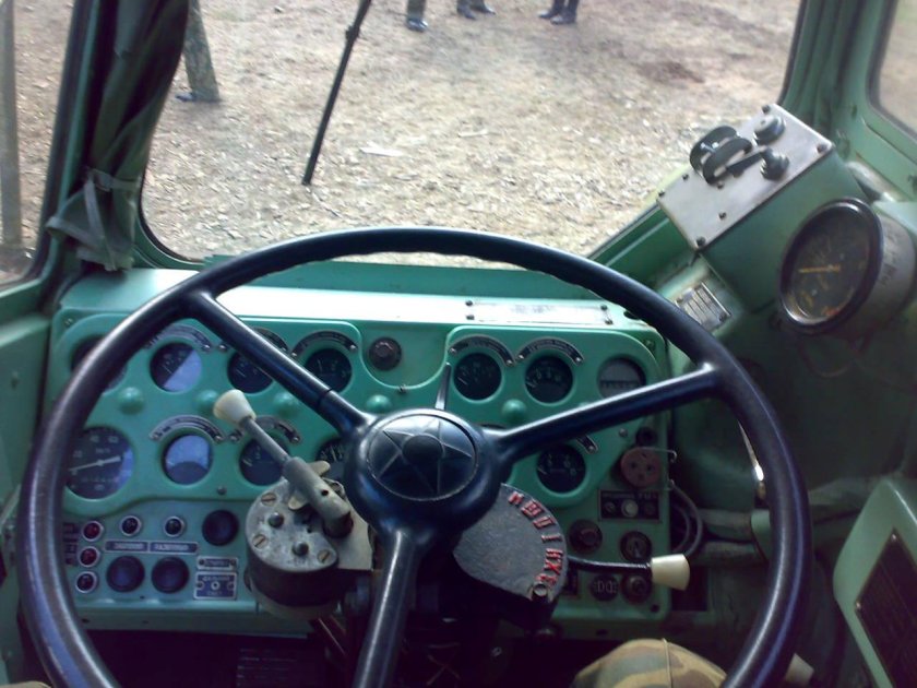 МАЗ 543 кабина