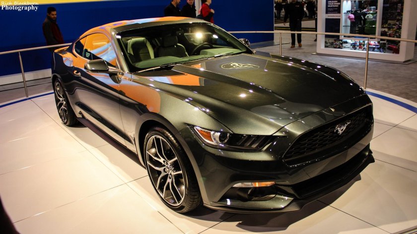 Форд Мустанг 2023