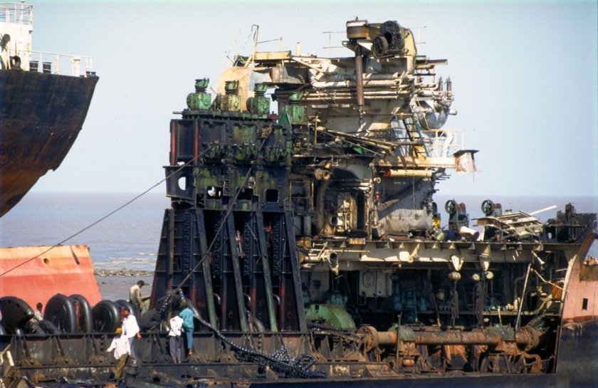 Берег мертвецов Аланг