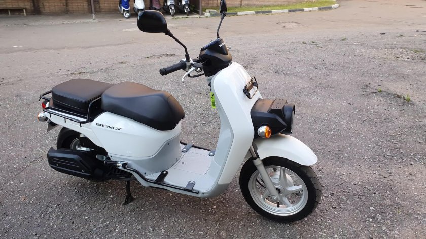 Скутер грузовой Honda Benly 50