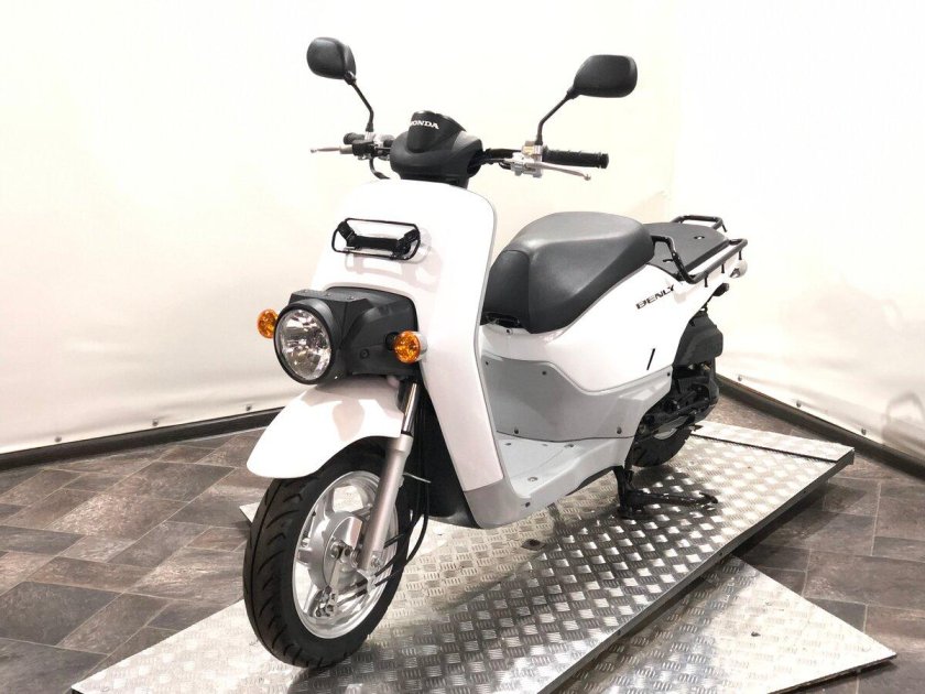 Honda Benly скутер
