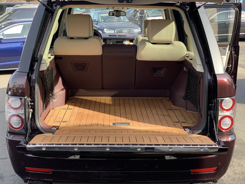 Range Rover Ultimate Edition