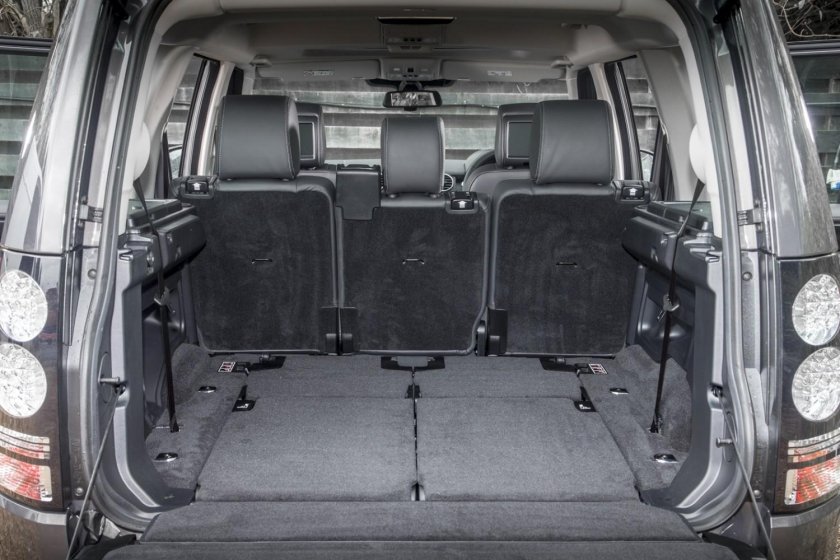 Land Rover Discovery 4 landmark