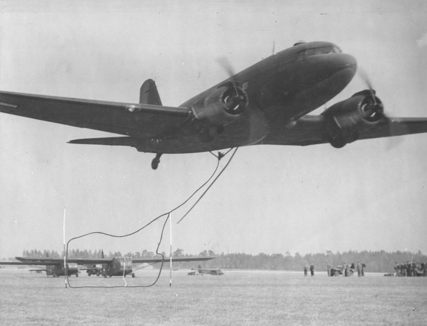 Стратосферный самолет бок 15