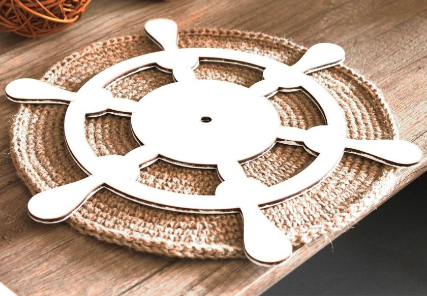 Штурвал корабля из фанеры