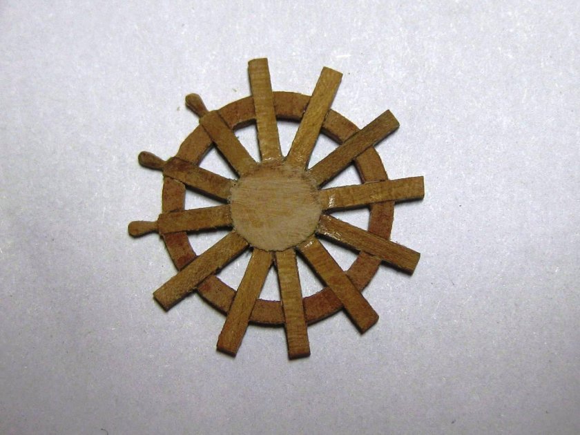 Штурвал из картона