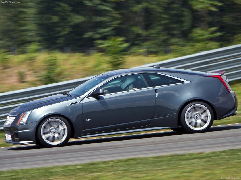 Cadillac CTS Coupe 2021