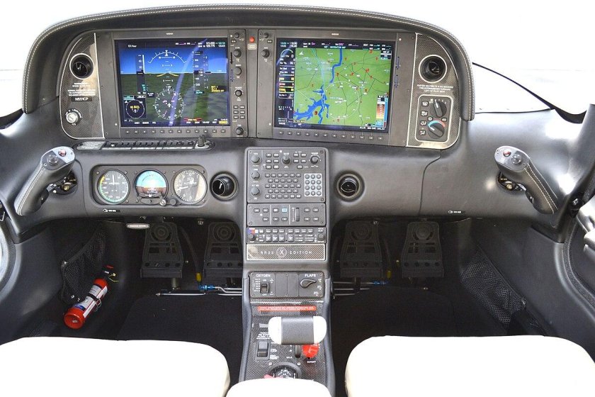 Cirrus sr22