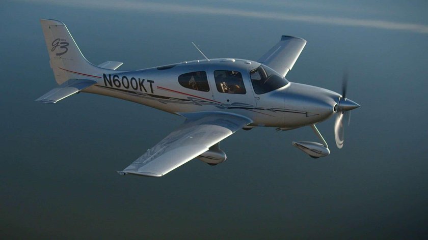 Cirrus aircraft sr22