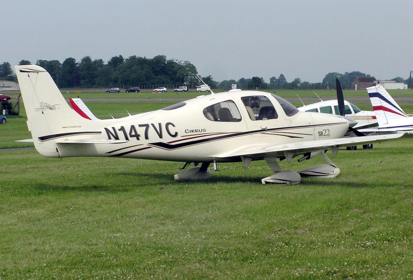 Cirrus sr22